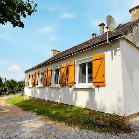 La Maison De Pomeleuc Forges de Lanouee